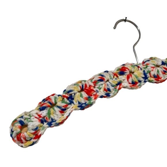 Vintage Colorful Crochet Hanger - Picture 4 of 6